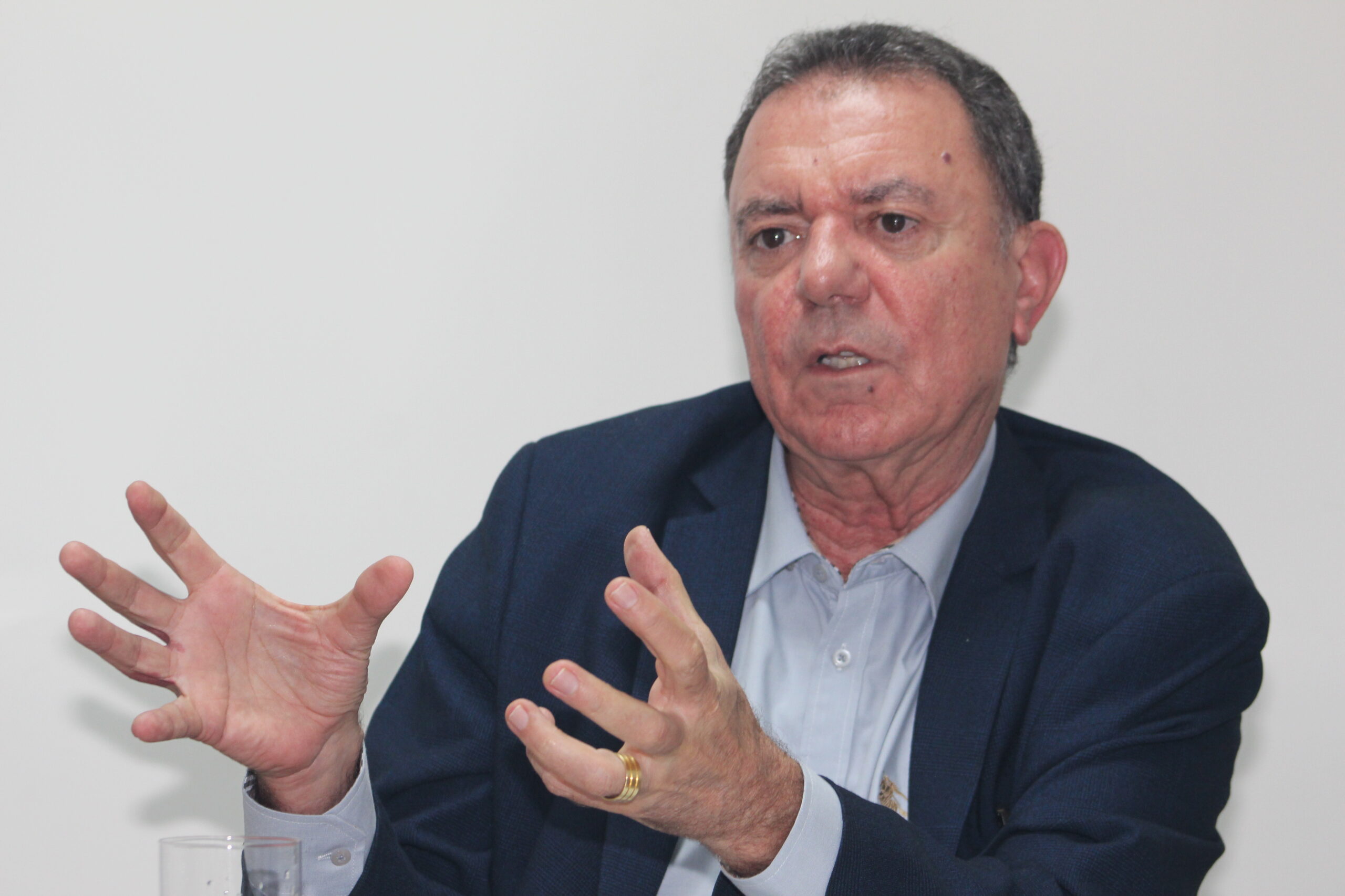 Luis Cesar Bueno