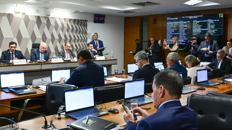 Escala 6x1 Senado